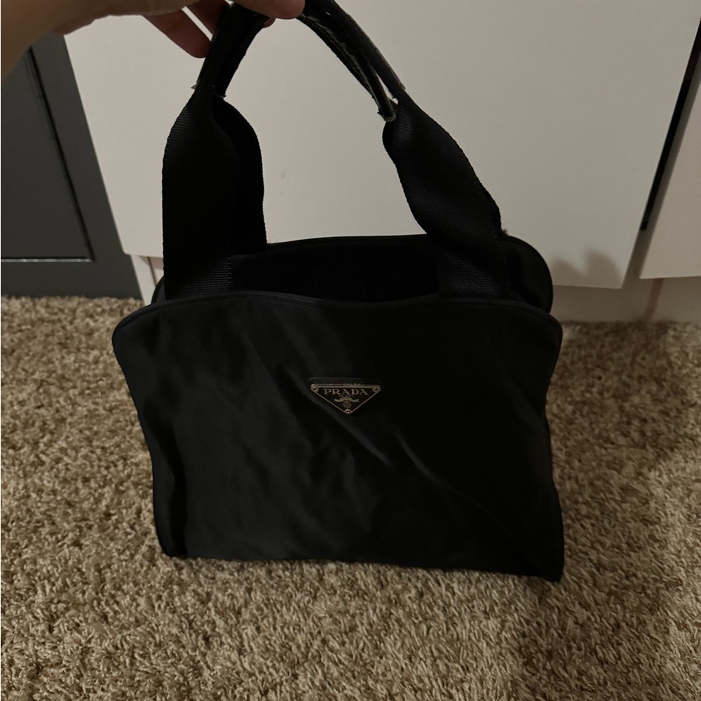 Prada handbag - Picture 2 of 7